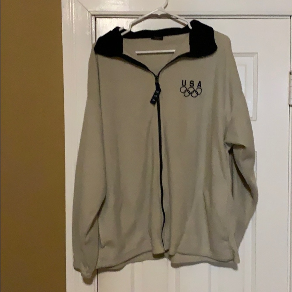 USA zip-up fleece